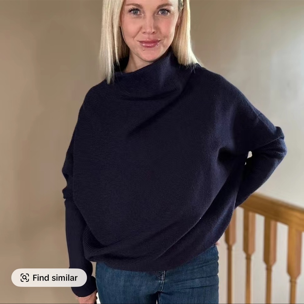 Women's Navy Sweater